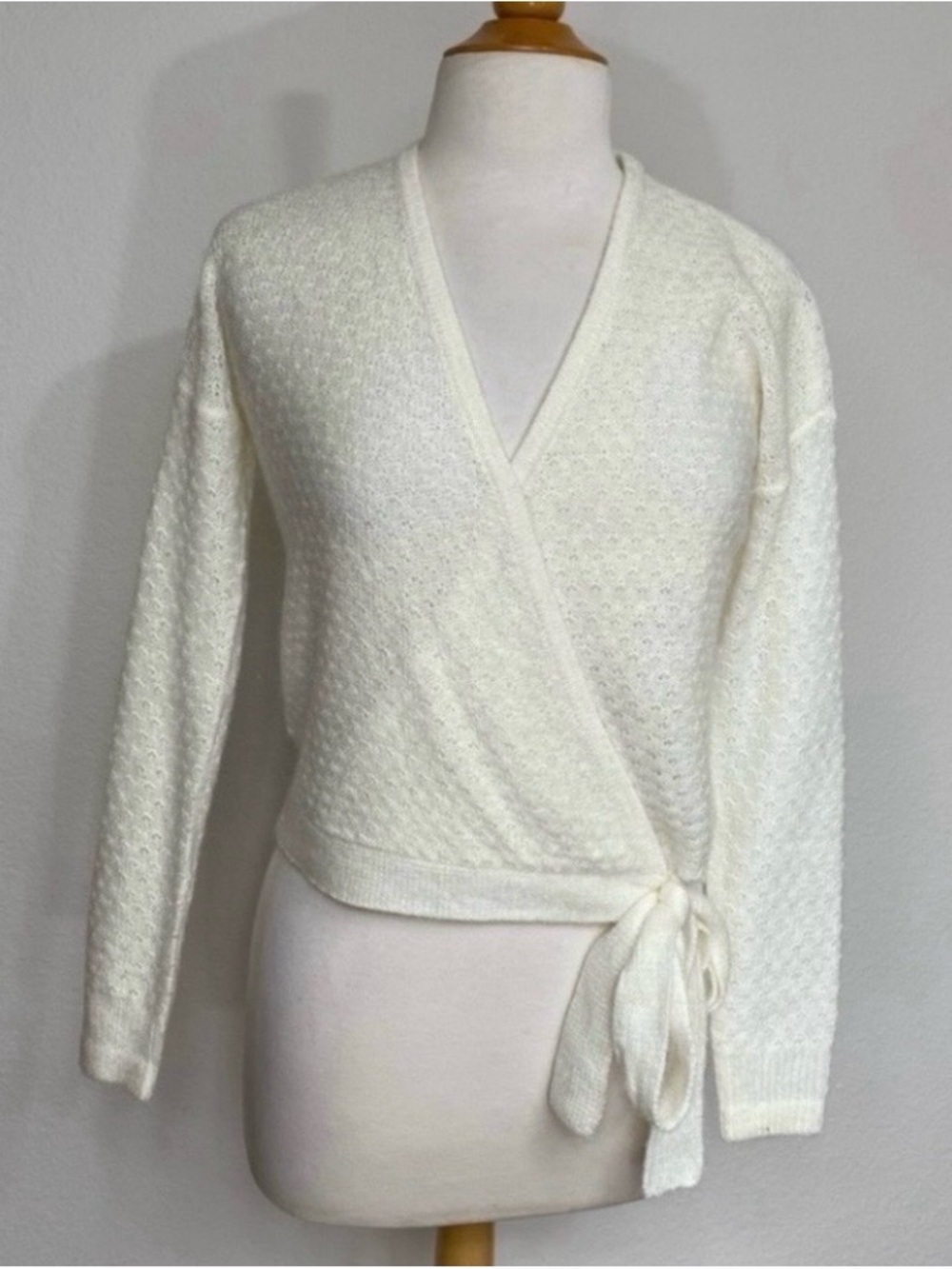 Hollister Juniors Cream Metallic Eyelet Faux Wrap Knit Sweater Balletcore Size S